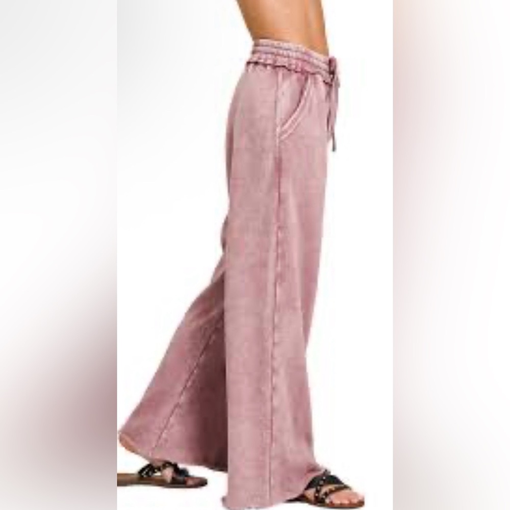 NWOT Zenana Outfitters Dusty Rose Wide Leg Sweatpants